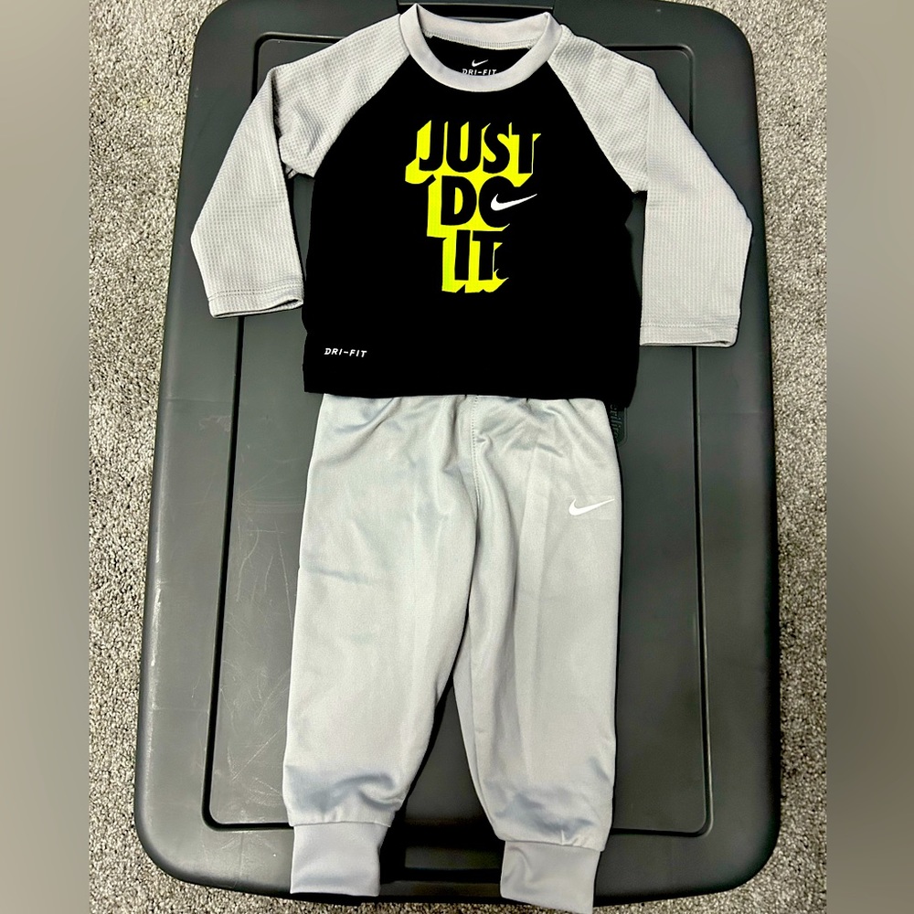 Nike Dri-Fit Toddler Set 12months